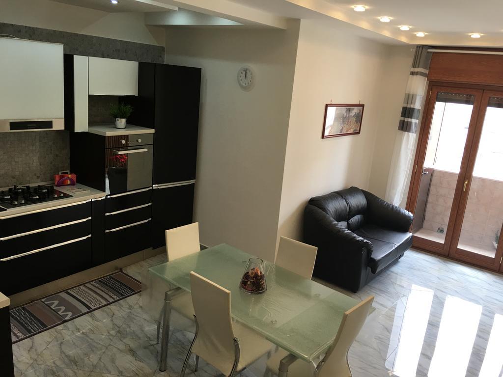 Supera Napoli Apartment Екстериор снимка