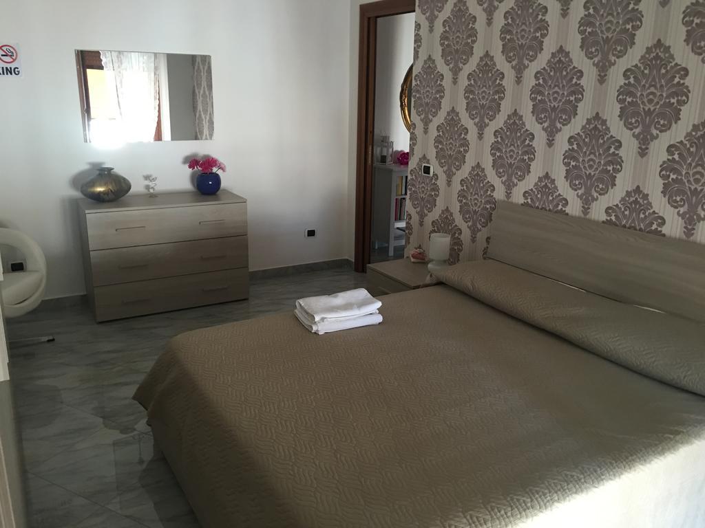 Supera Napoli Apartment Екстериор снимка
