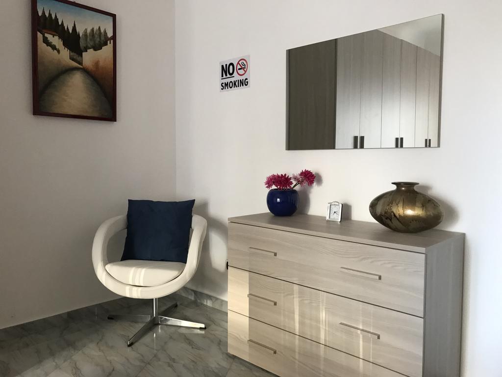 Supera Napoli Apartment Екстериор снимка